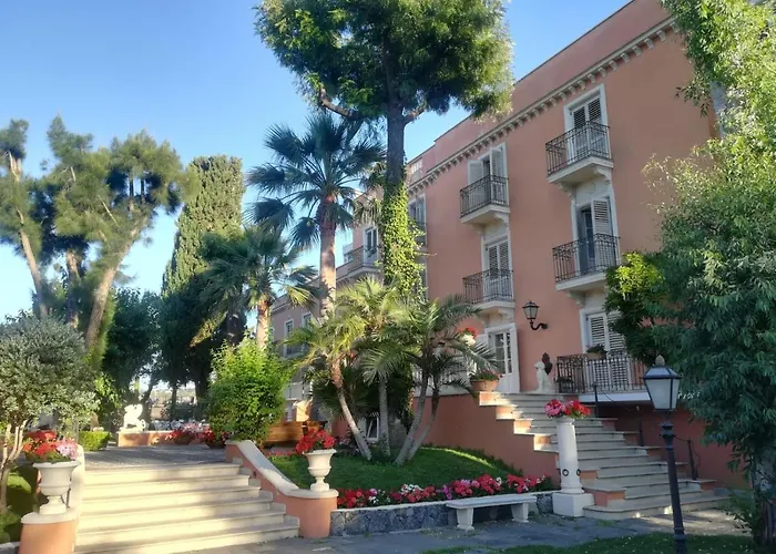 Hotel Villa Paradiso Dell'Etna