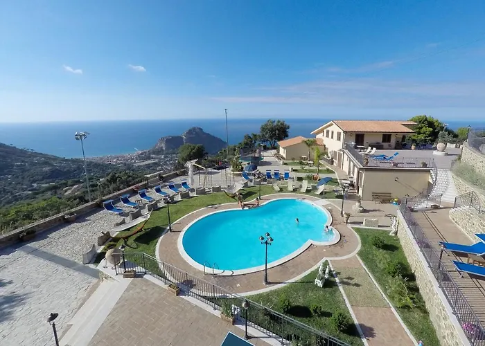 Sikelios Apartments Cefalù