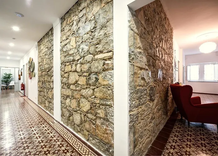 Loule Coreto Guesthouse