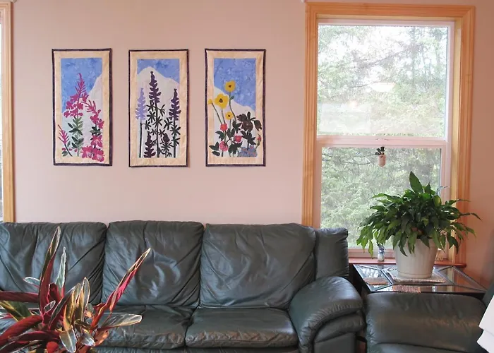Glacier Creek Lodging
