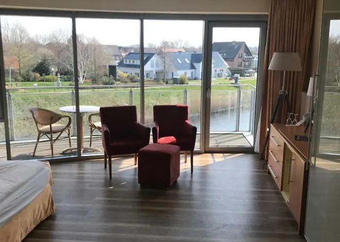 Nordseehotel Benser Hof Garni am Hafen Bensersiel