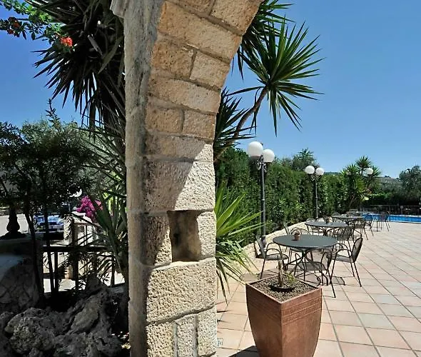 Hotel Apeneste Mattinata