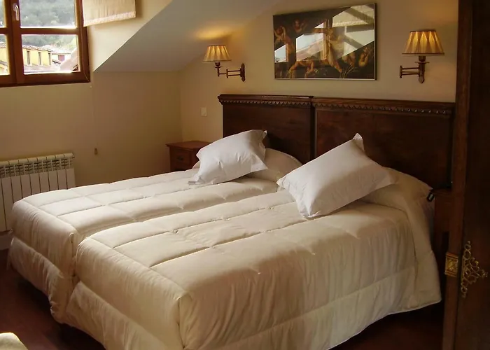 Hotel La Casona de Don Santos Proaza
