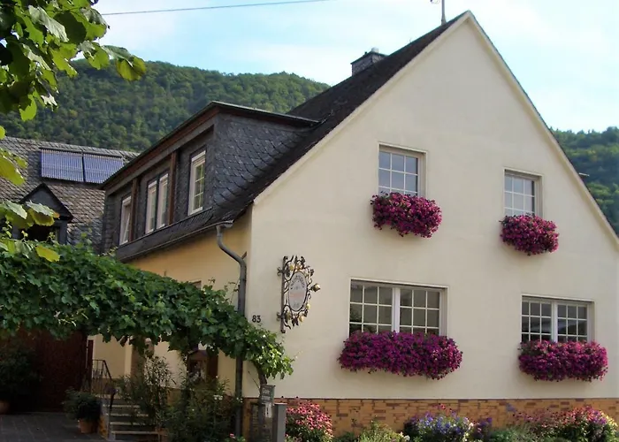 Hotels in Ernst