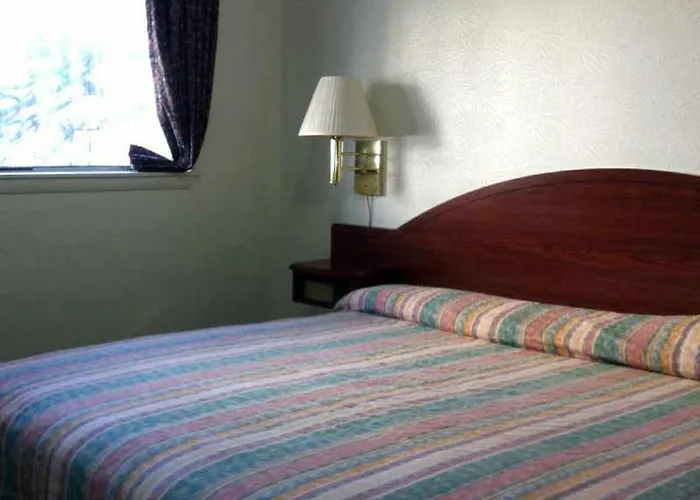 Oaktree Inn And Suites Oklahoma City