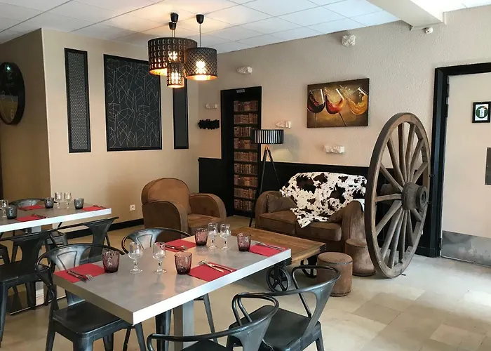 Hotel du Centre - Restaurant le P'tit Gourmet