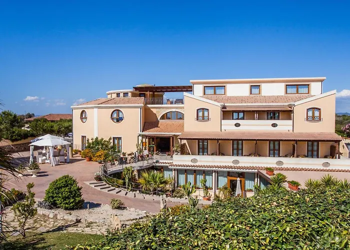 Hotel Raffael Putzu Idu