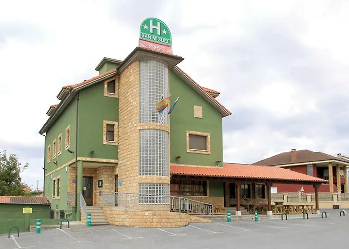 Hotel San Miguel de la Barreda Siero