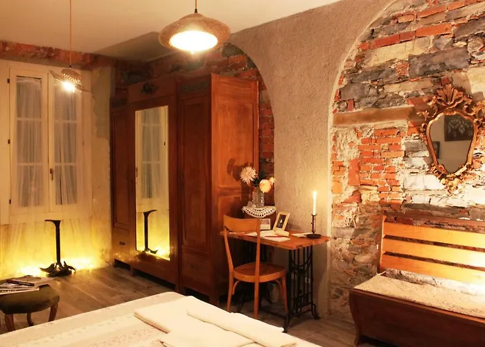 Le Dame Della Cortesella B&B Como