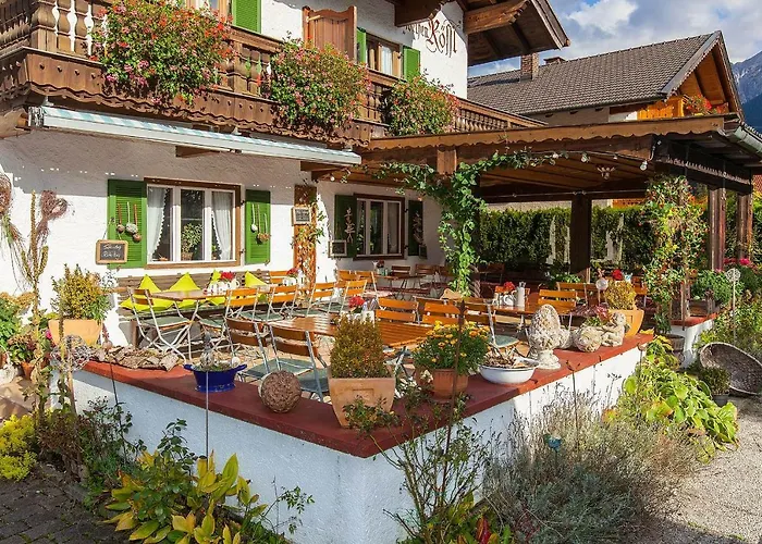 Frühstückspension Gästehaus Zum weissen Rössl Wallgau