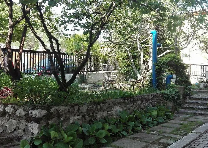 Bed & Breakfast Da Charlie LʼAquila