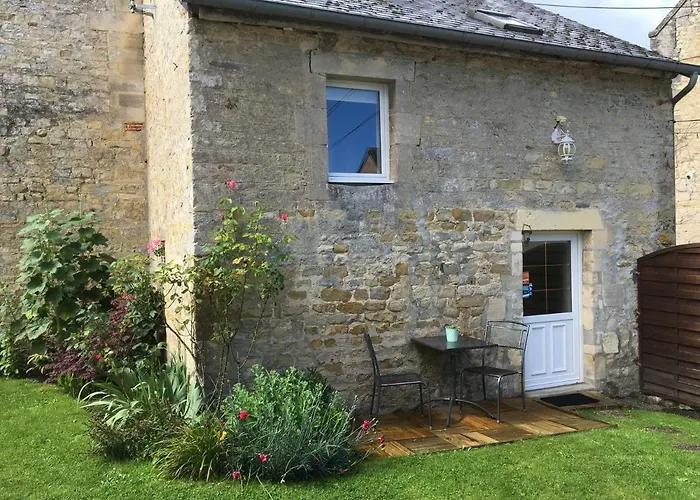 La Pomme De Nuit Bed and Breakfast Bayeux