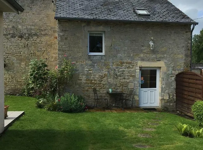 La Pomme De Nuit Bed and Breakfast Bayeux