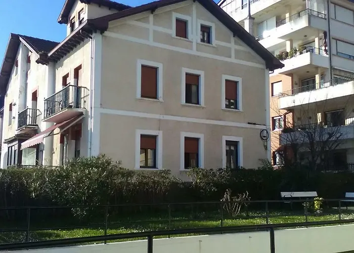 Villa Floren Castro Urdiales