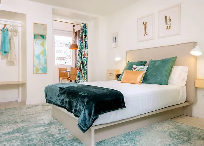 Hotel HABITAKA, Hogares de paso Vitoria
