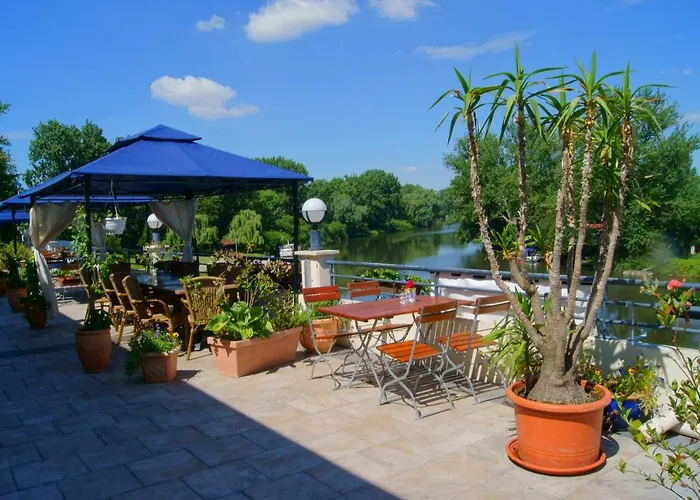 Pension Bootshaus Weißenfels