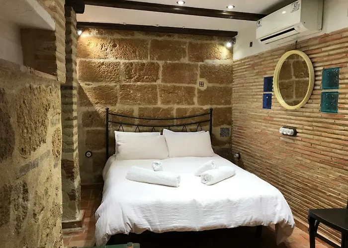 No1 CasaTosca Javea, Pequeña Habitación con baño en el Centro del Casco Antiguo
