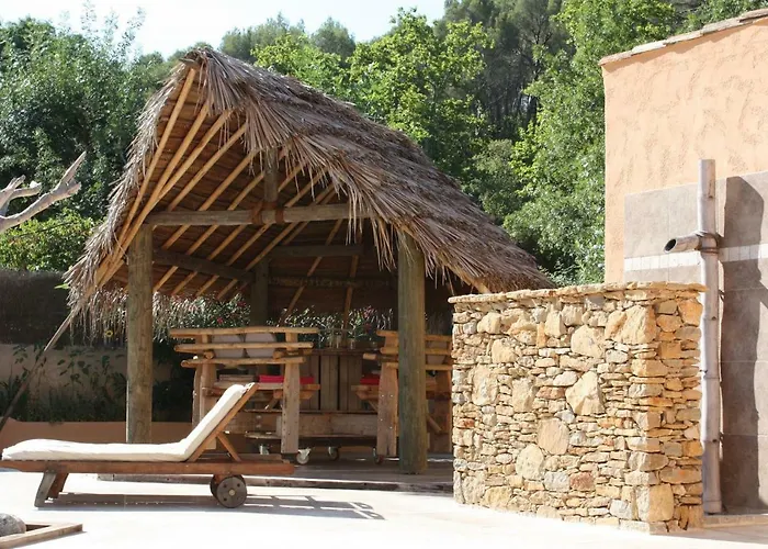 B&B Le Manoir De Gémenos