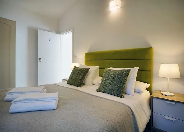 Bed and Breakfast Comfy Sintra