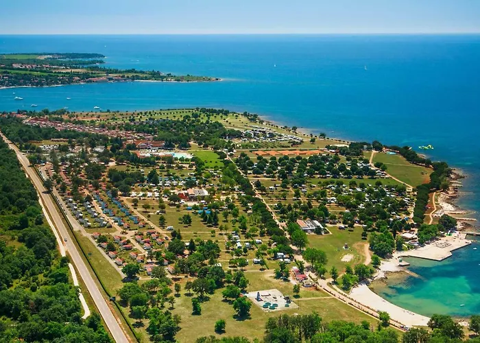 Happy Camp Mobile Homes In Camping Park Umag