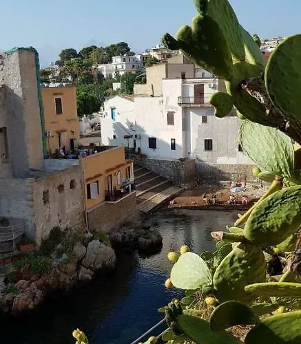 Bed and Breakfast La Caletta Santa Flavia