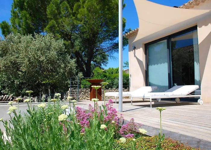 BB 12 LUBERON chambres d'hôtes contemporaines Gordes