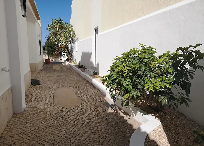 Nature Guesthouse Lagos