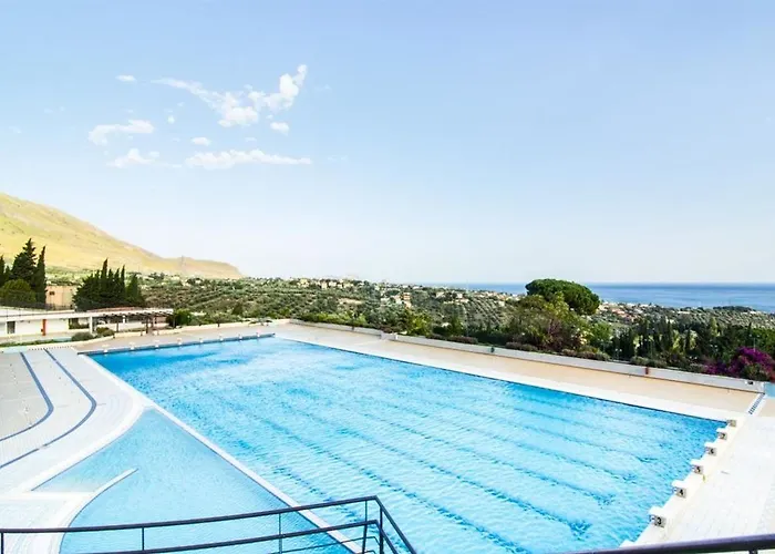 Torre Artale Hotel