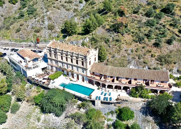 Hotel Complejo Turístico La Garganta El Chorro