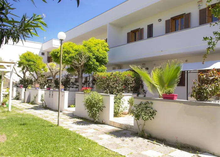 Residence Borgo Latino- Localo
