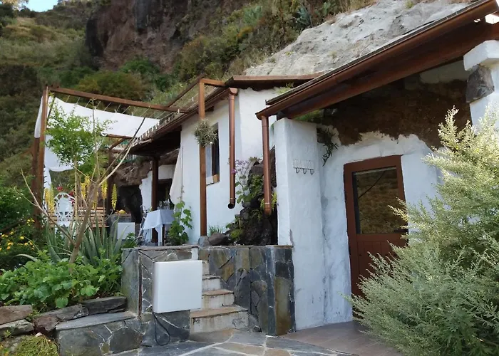 La cueva de Ángel B&B