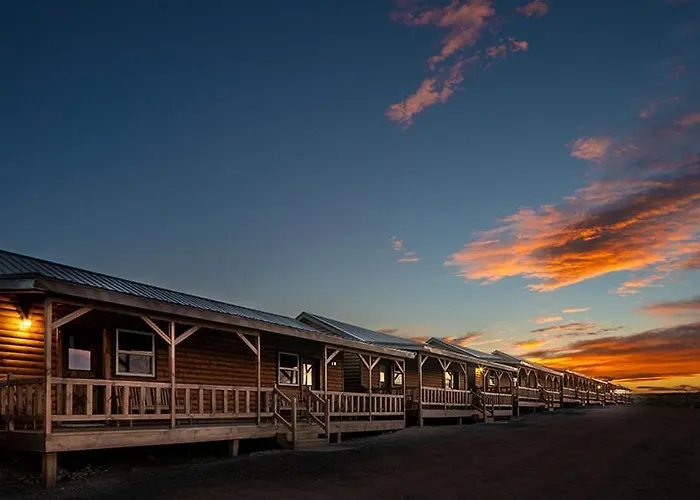 Peach Springs Hotels