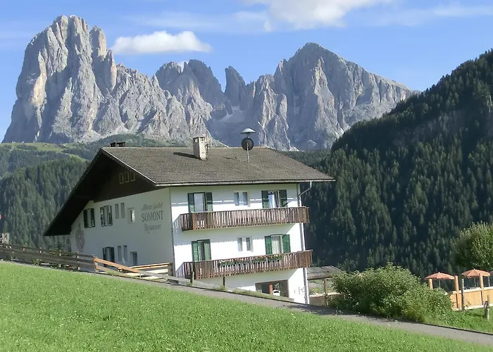 Albergo Somont Urtijëi