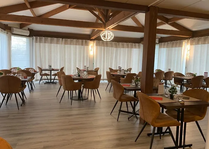 Hôtel Au Relais des Lilas Parthenay