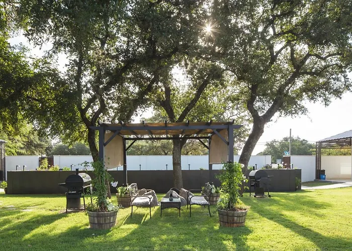 Hotel Flora And Fauna Wimberley