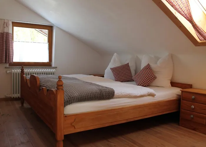 Hotel Berggasthof Kärntner Alm Mittenwald