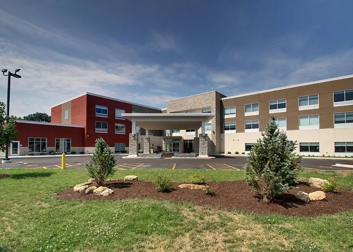 Holiday Inn Express & Suites Galesburg By Ihg
