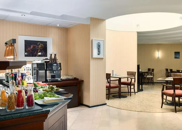 Nh Gent Sint Pieters Hotel