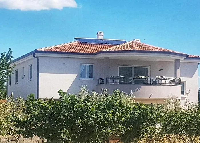 Apartment Complex Jelena