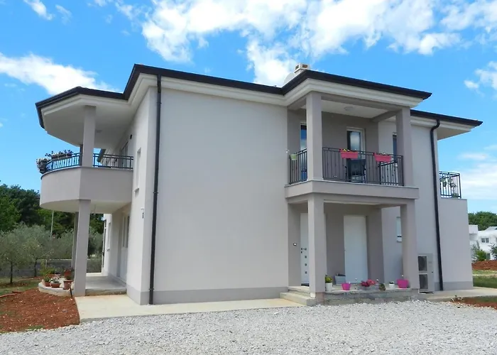 Apartment Complex Jelena